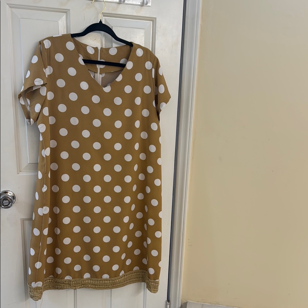 Polka Dot V-Neck Dress - Brown and White